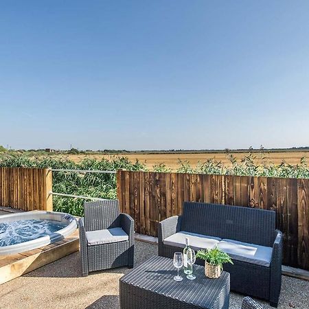 Hideaway By Liv Retreats Hotell Southrey  Exteriör bild
