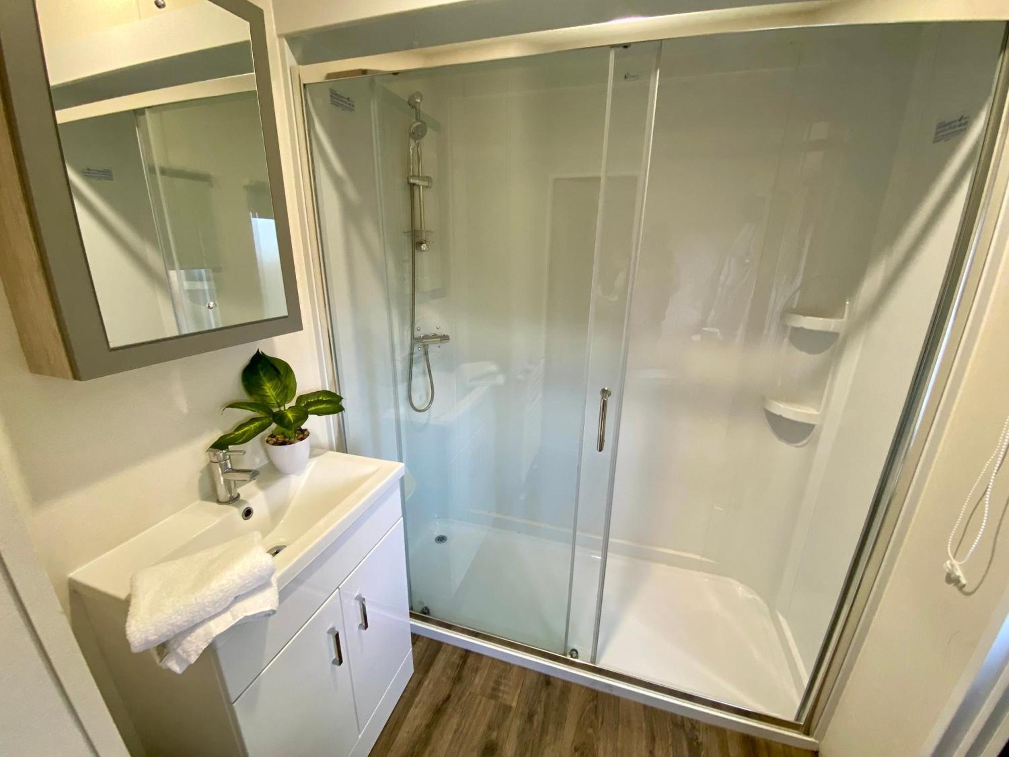 Hideaway By Liv Retreats Hotell Southrey  Exteriör bild