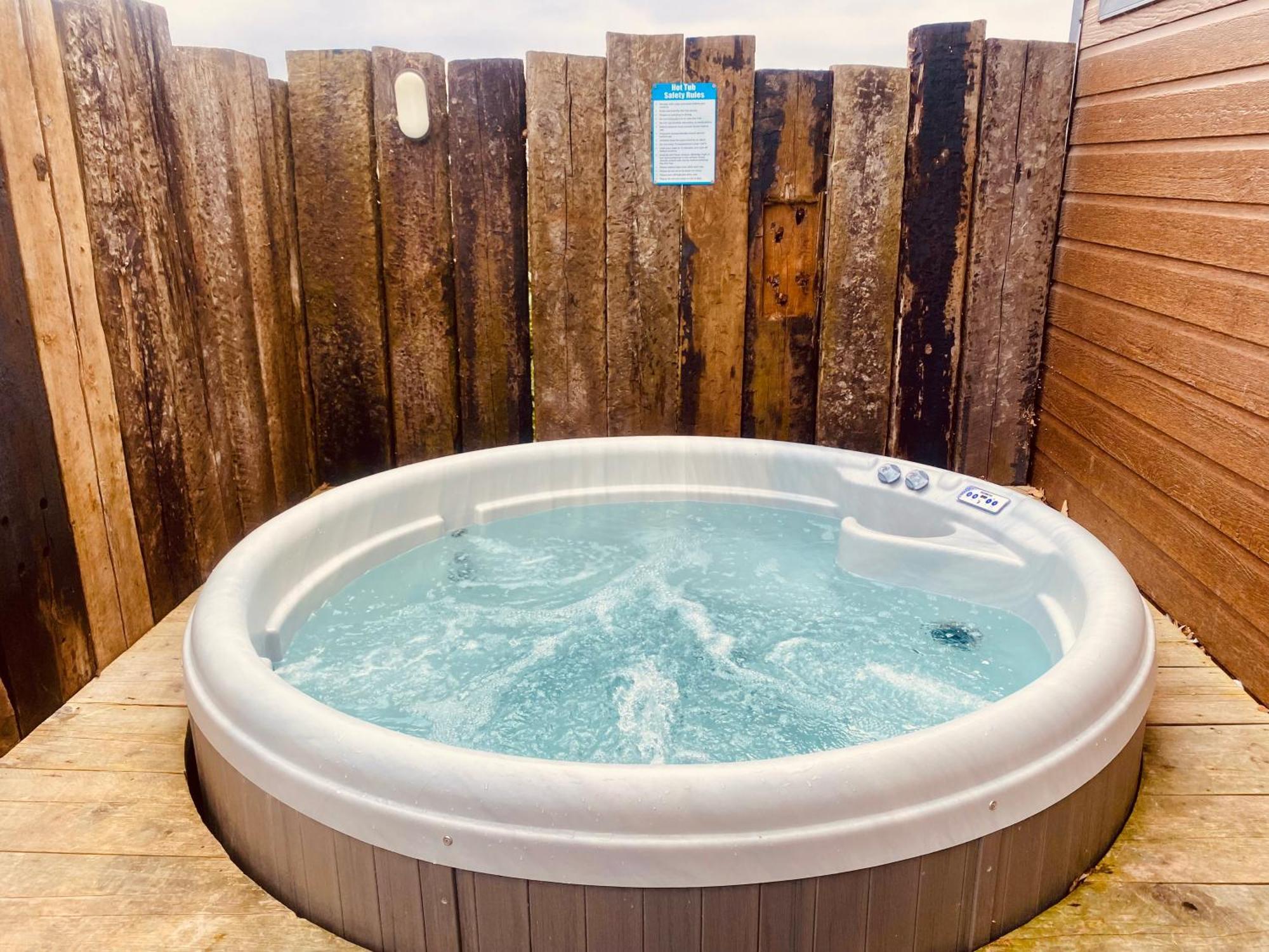 Hideaway By Liv Retreats Hotell Southrey  Exteriör bild