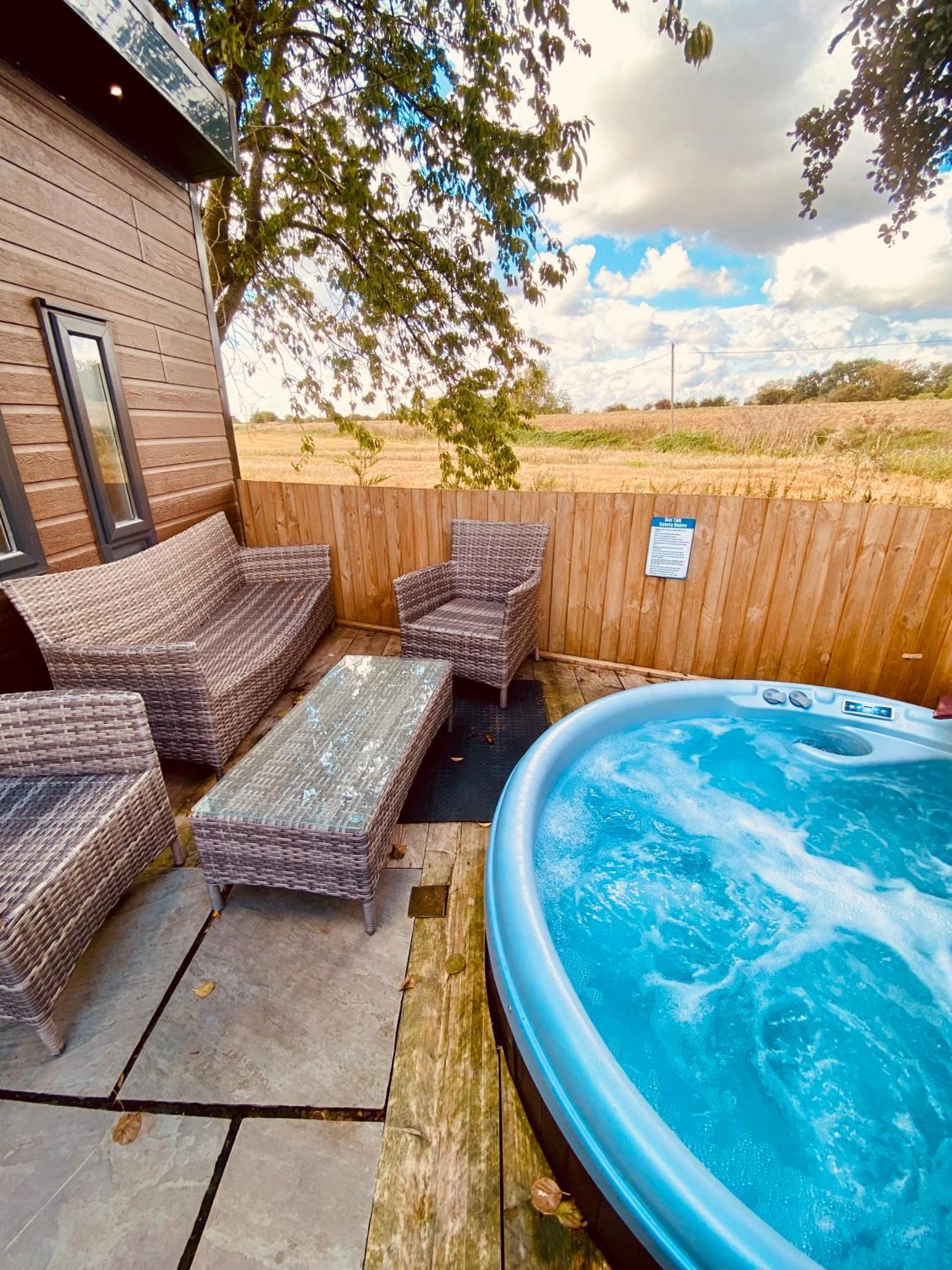 Hideaway By Liv Retreats Hotell Southrey  Exteriör bild